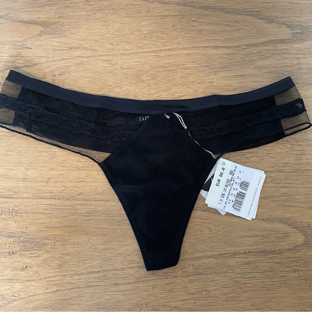 NWT La Perla Sexy Thong, matching Bralette listed separately!